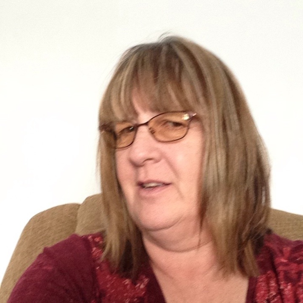 Meet your Posher, Connie